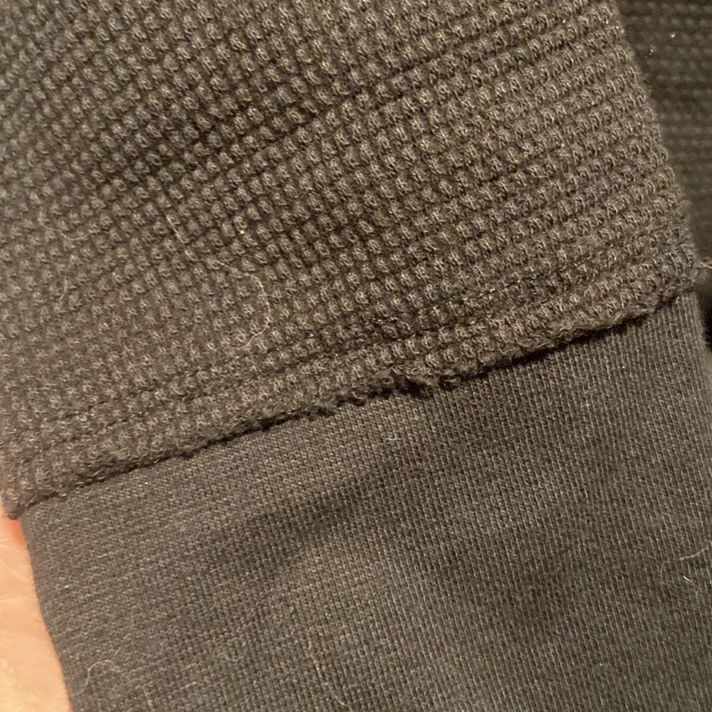Dark grey long sleeve graphic shirt - Picture 4 of 4